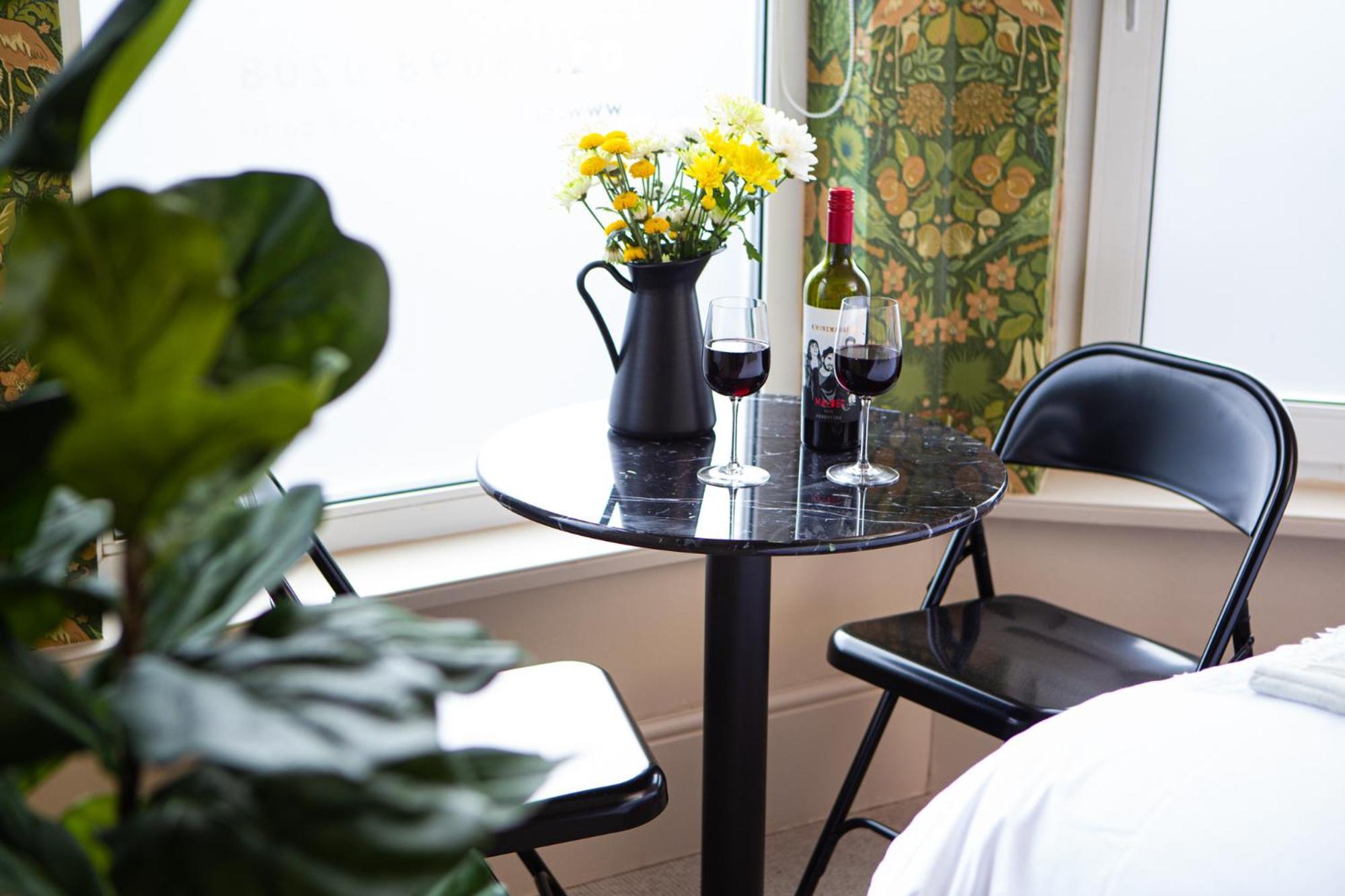 Settle Southampton - Stylish Self Check-In Rooms & Self Catering Suites Buitenkant foto